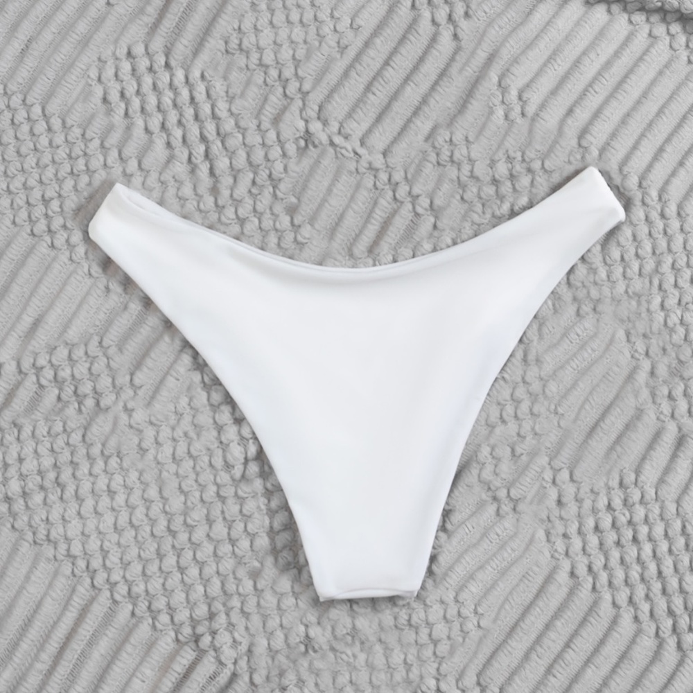 High Cut Bikini Bottom - Picture 2 of 2
